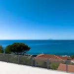 Tuisuneo La Conchiglia - Adults Only 4*