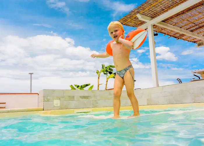 Tuisuneo La Conchiglia - Adults Only 4*