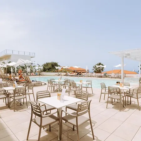 Отель Tuisuneo La Conchiglia - Adults Only