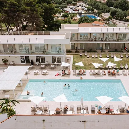 Отель Tuisuneo La Conchiglia - Adults Only 4*
