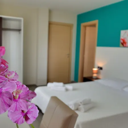 Tuisuneo La Conchiglia - Adults Only 4*