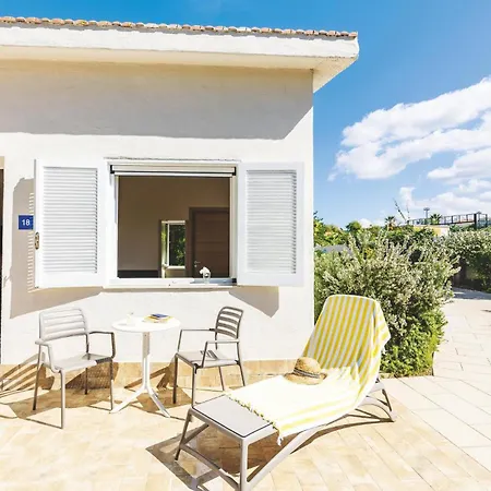 Tuisuneo La Conchiglia - Adults Only 4*